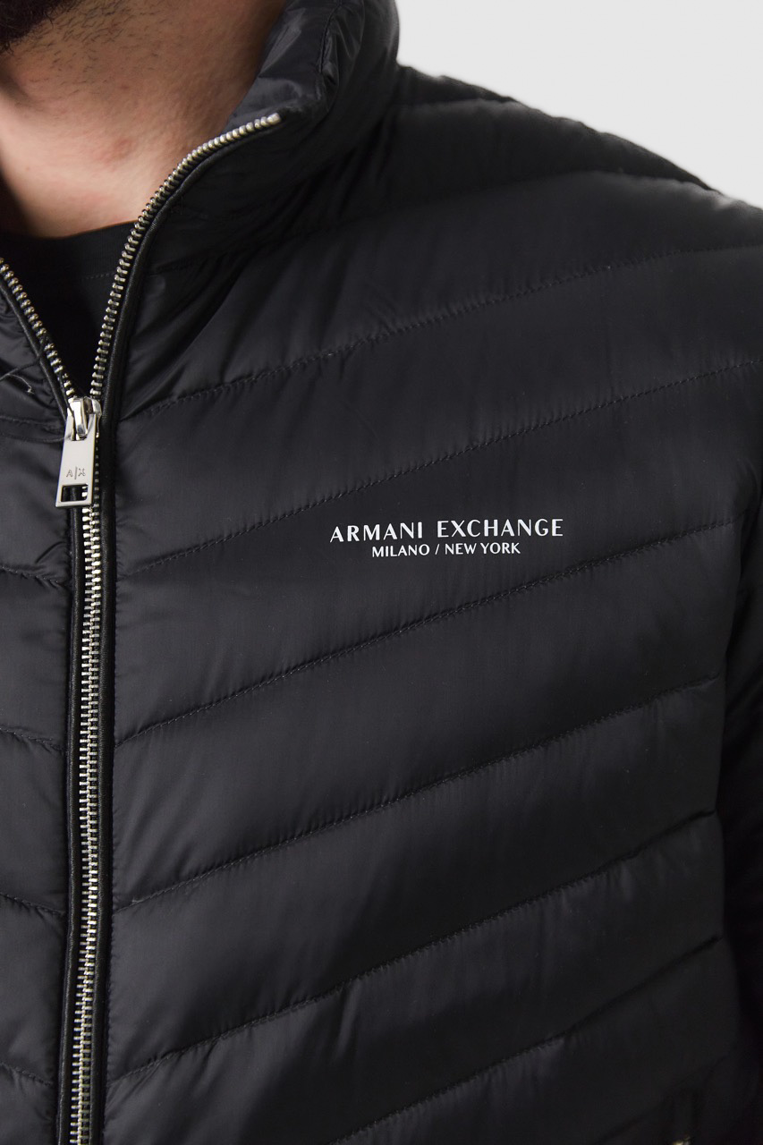 Чорна куртка Armani Exchange